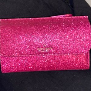 Nwt Kate spade Lola glitter wristlet